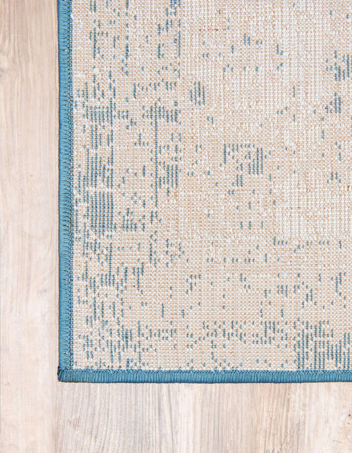 Läufer Teppich Monaco in Blau von Hadorn™ - Lifestyle Image