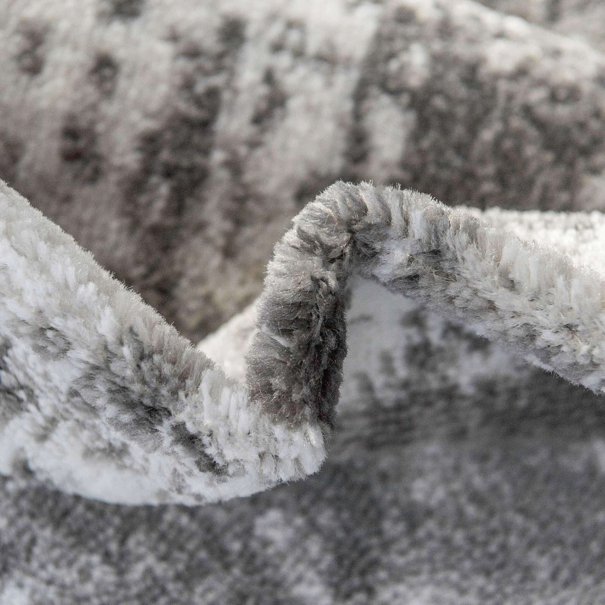 Läufer Teppich Monaco in Grau von Hadorn™ - Lifestyle Image