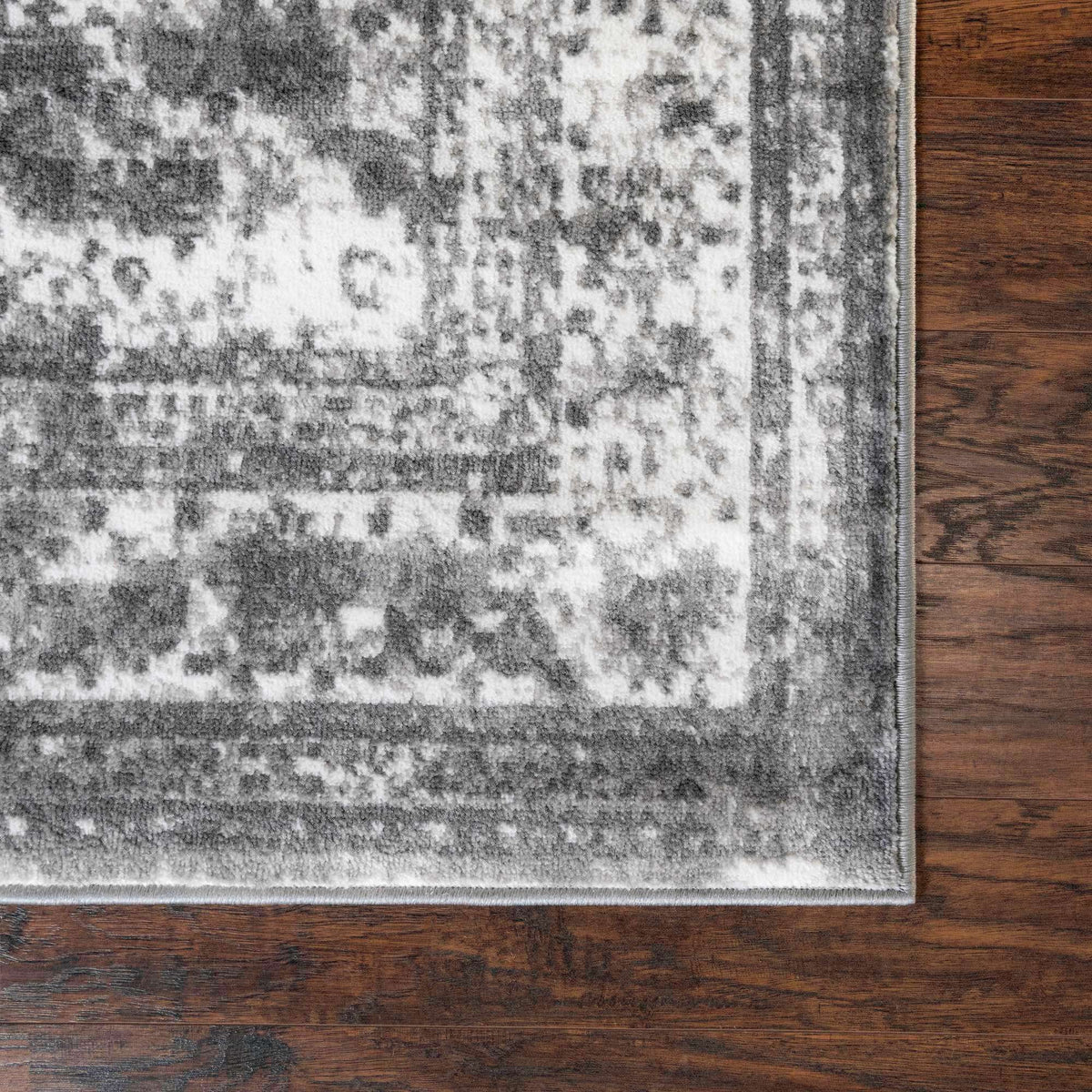 Läufer Teppich Monaco in Grau von Hadorn™ - Lifestyle Image