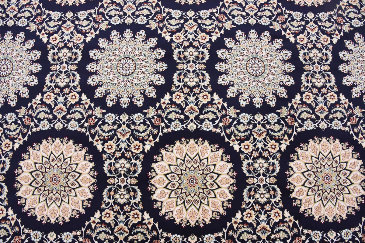 Rechteck Teppich Nain Design in Blau von Hadorn™ - Lifestyle Image
