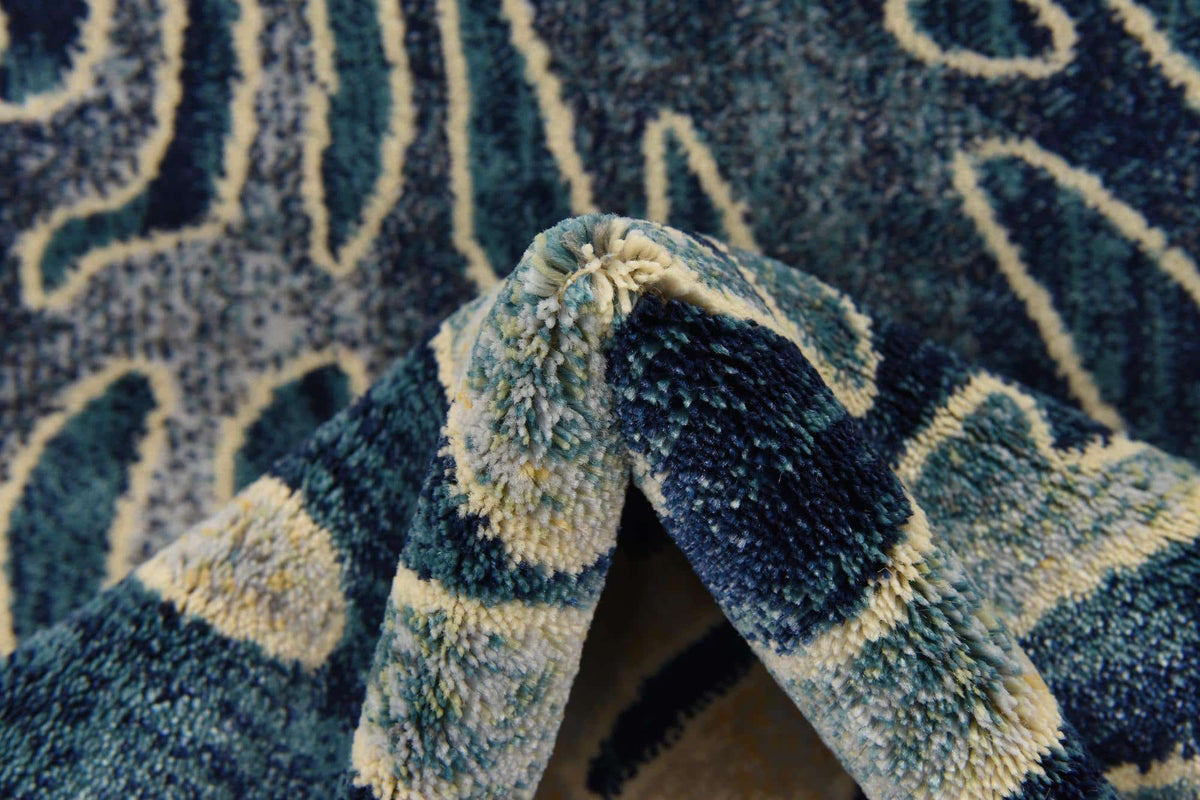 Läufer Teppich Ethereal in Blau von Hadorn™ - Lifestyle Image