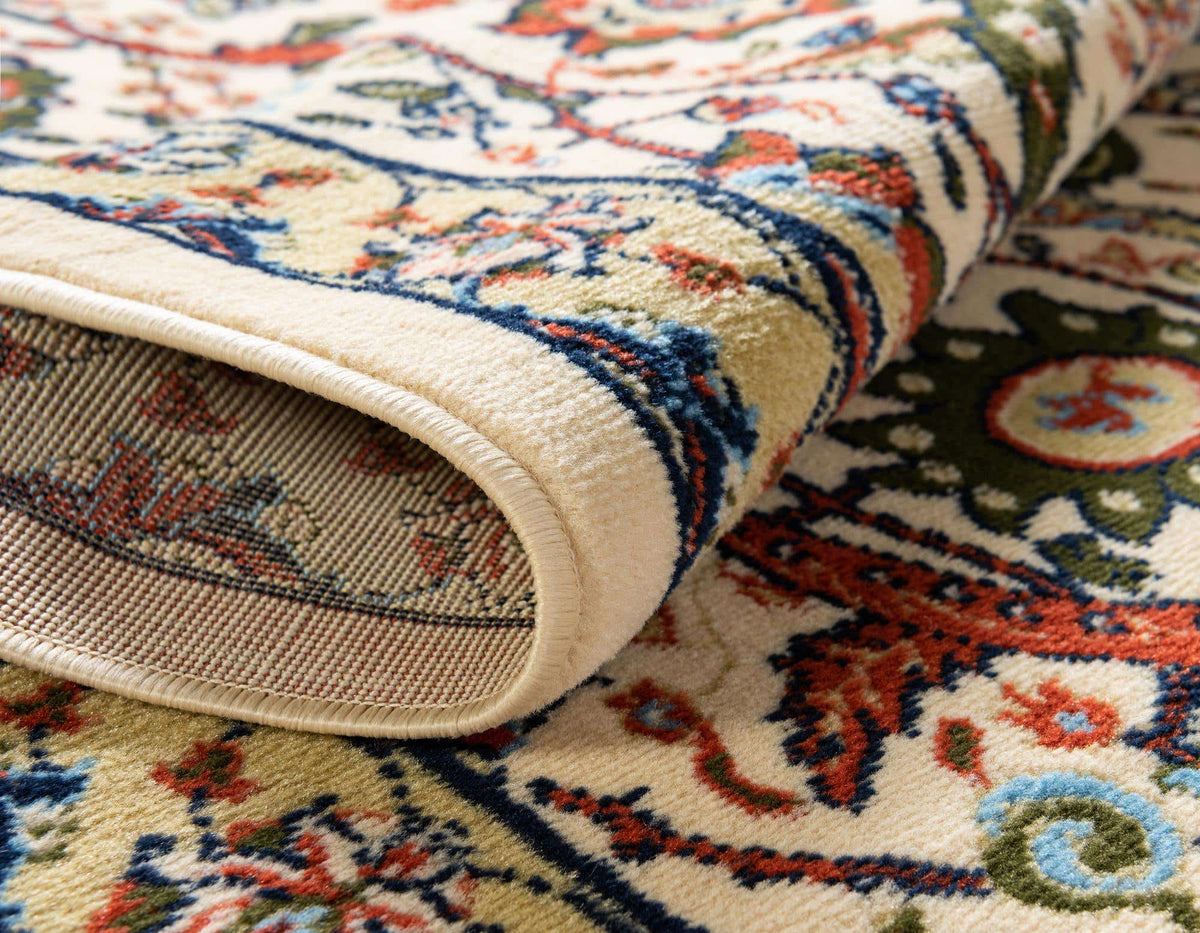 Rund Teppich Isfahan Design in Creme von Hadorn™ - Lifestyle Image