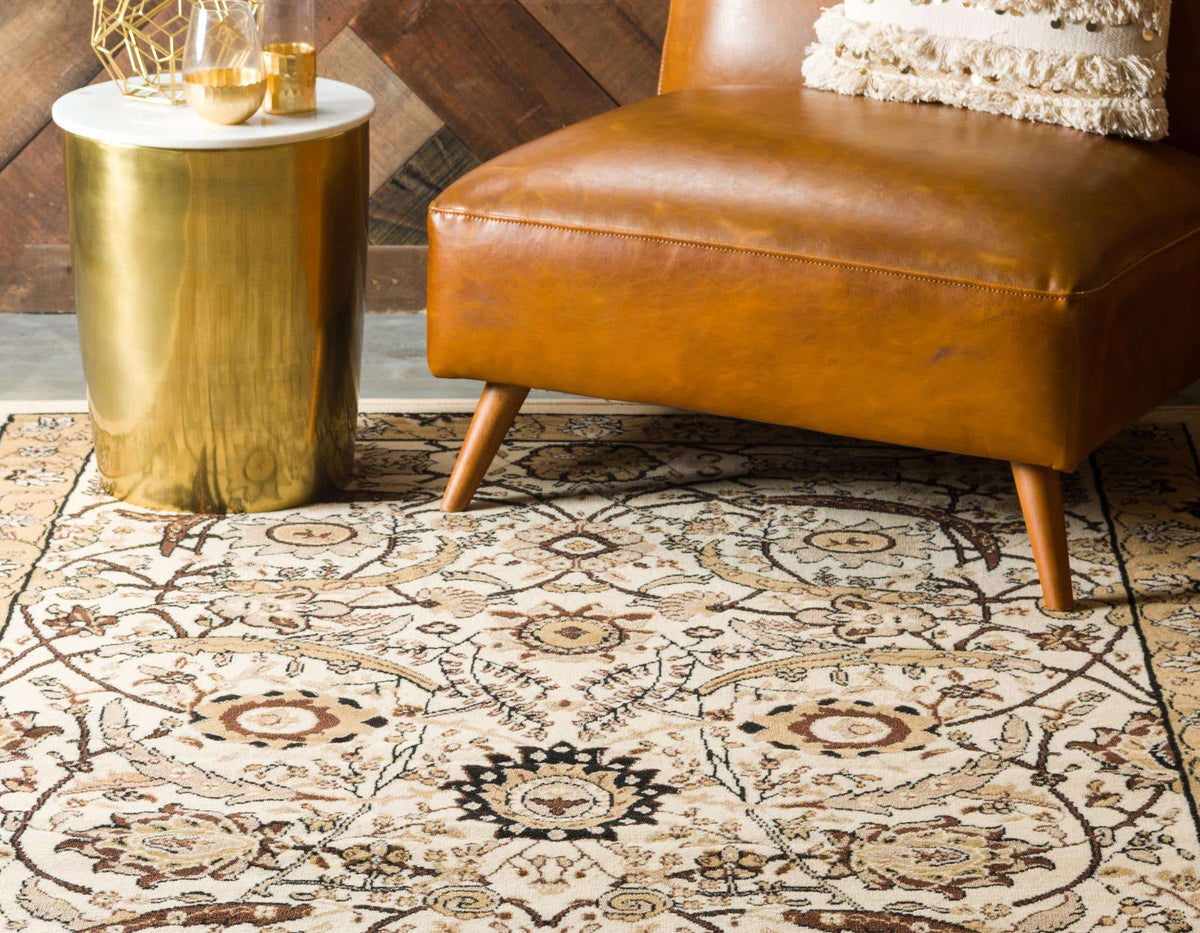 Rechteck Teppich Isfahan Design in Beige von Hadorn™ - Lifestyle Image