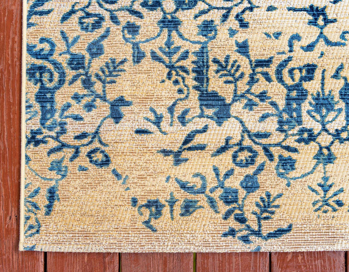 Rechteck Outdoor Teppich Outdoor Botanical in Beige von Hadorn™ - Lifestyle Image