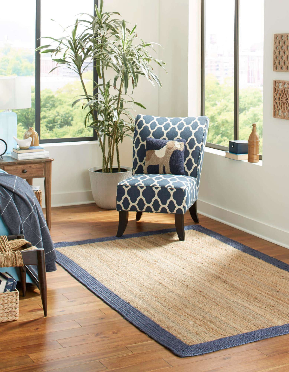 Rechteck Teppich Braided Jute in Natürlich von Hadorn™ - Lifestyle Image