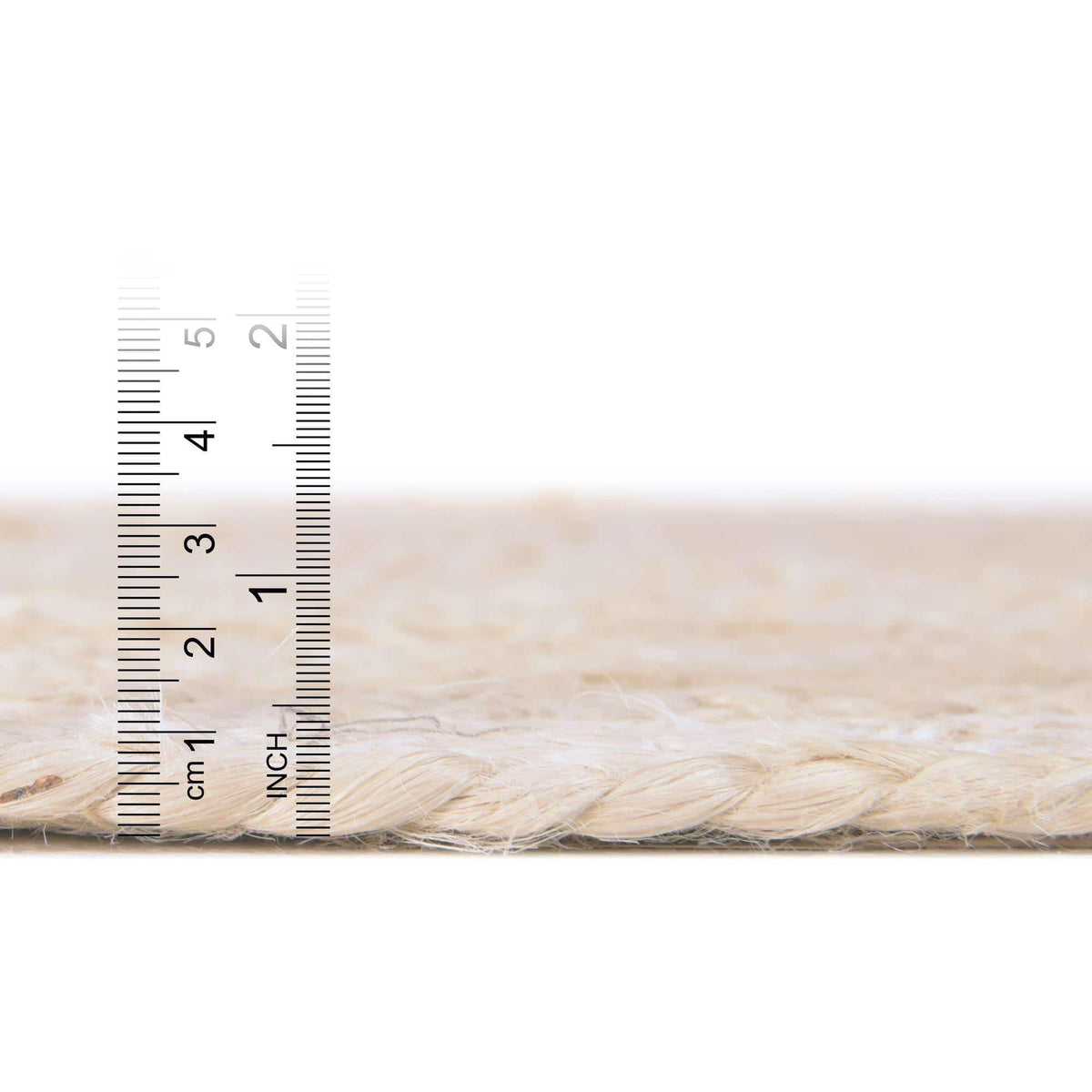 Rechteck Handgeflochten Teppich Braided Jute in Weiss von Hadorn™ - Lifestyle Image