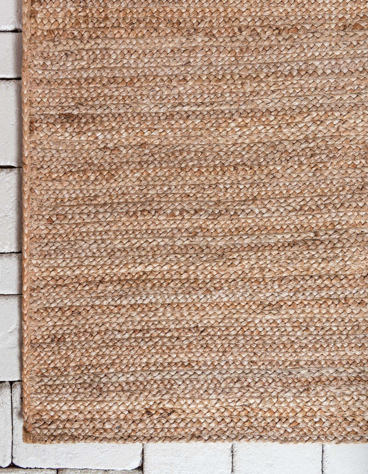 Läufer Teppich Braided Jute in Natürlich von Hadorn™ - Lifestyle Image