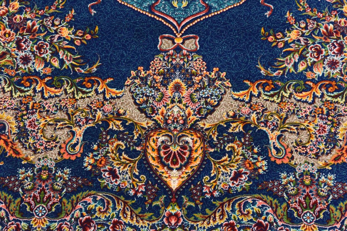 Rechteck Teppich Dynasty in Dunkelblau von Hadorn™ - Lifestyle Image