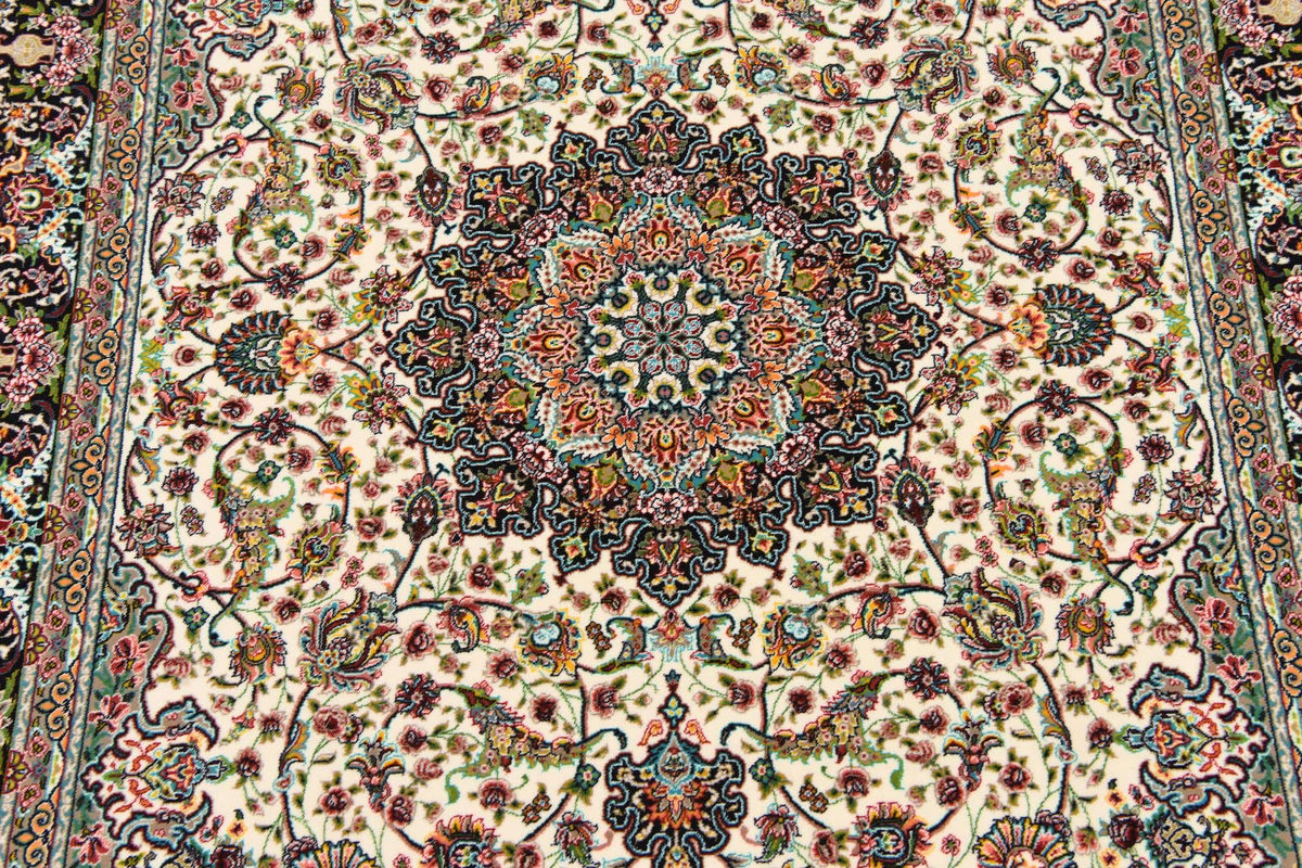 Läufer Teppich Dynasty in Beige von Hadorn™ - Lifestyle Image