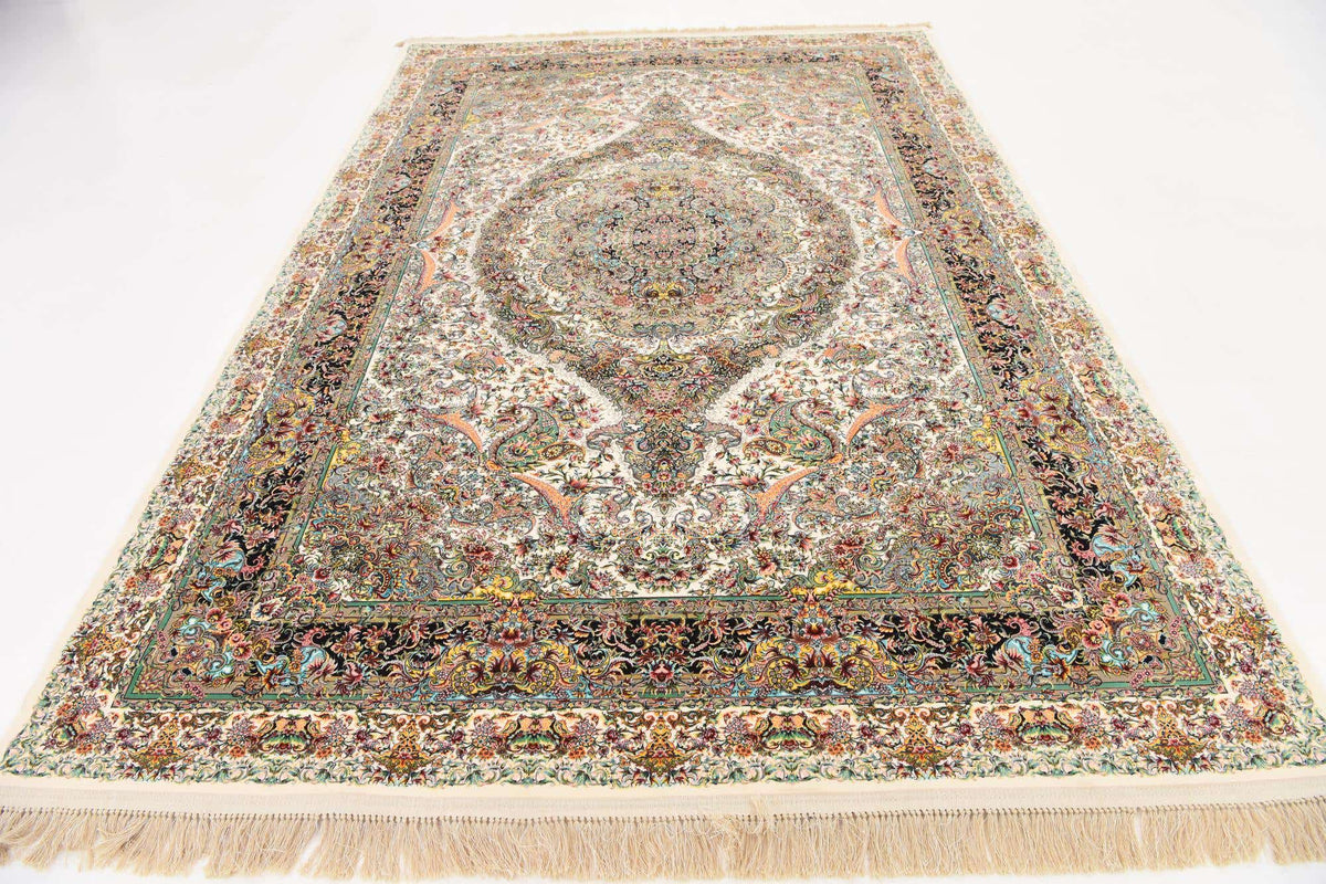 Rechteck Teppich Dynasty in Beige von Hadorn™ - Lifestyle Image