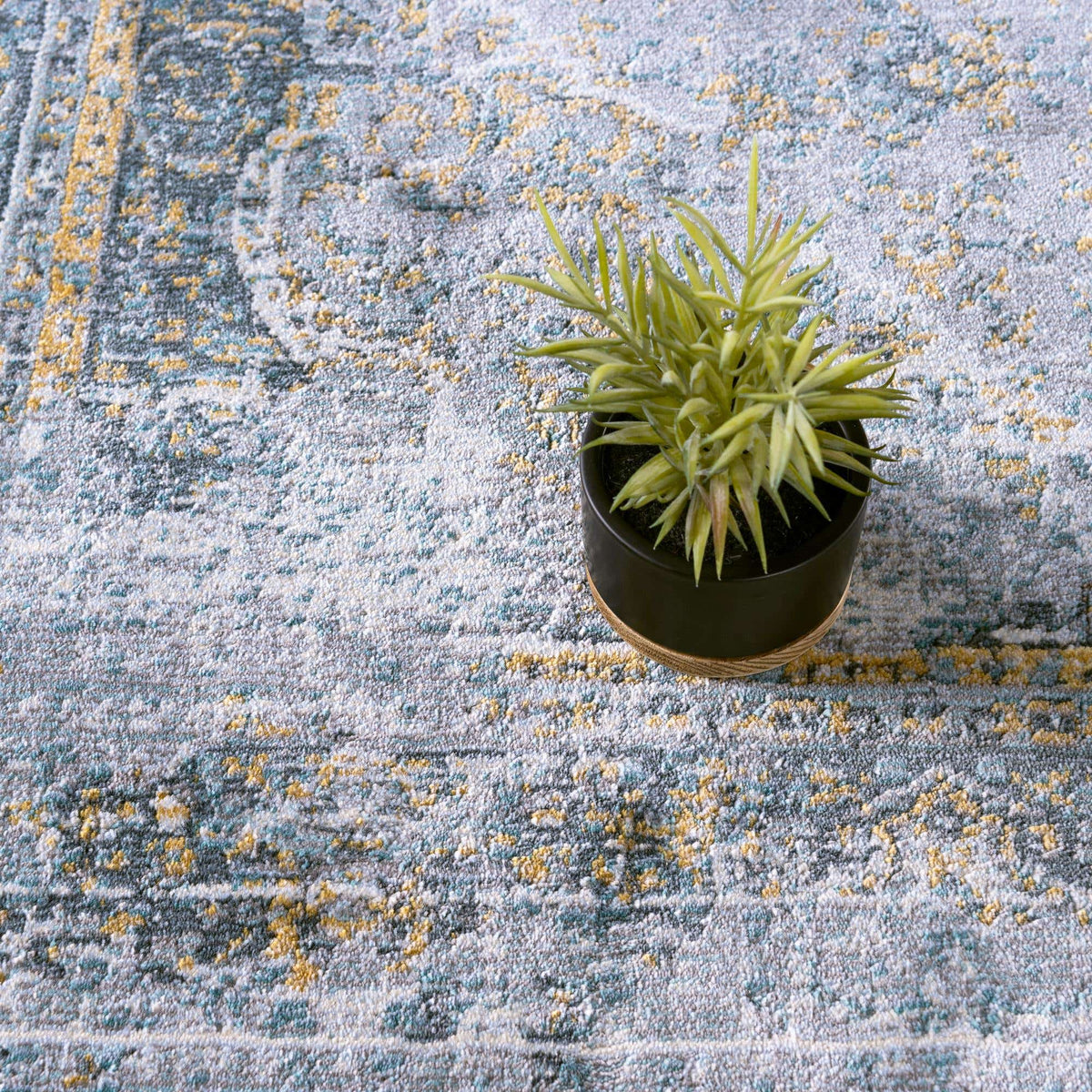 Rechteck Teppich Havana in Grau von Hadorn™ - Lifestyle Image