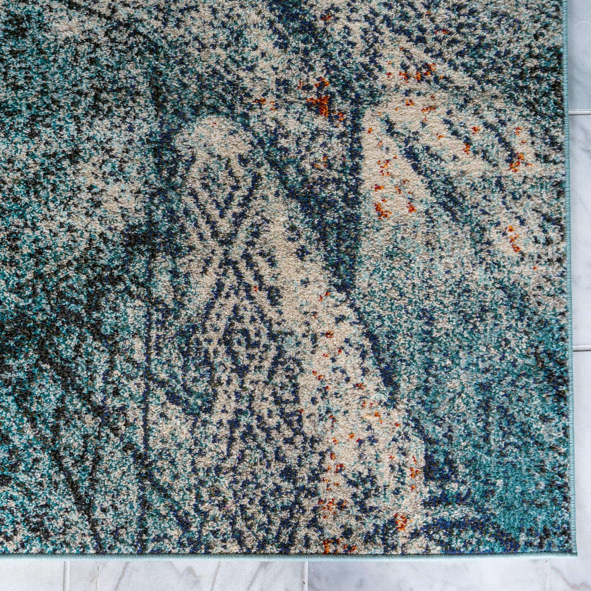Rechteck Teppich Arte in Blau von Hadorn™ - Lifestyle Image