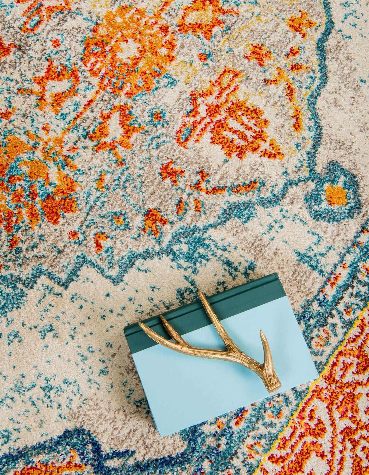 Rechteck Teppich Arte in Blau von Hadorn™ - Lifestyle Image