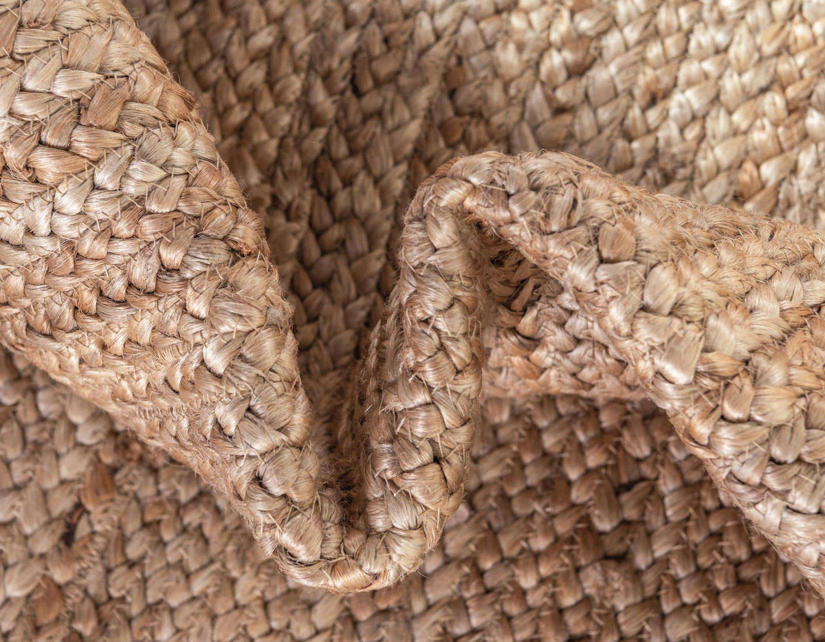 Quadratisch Teppich Braided Jute in Natürlich von Hadorn™ - Lifestyle Image
