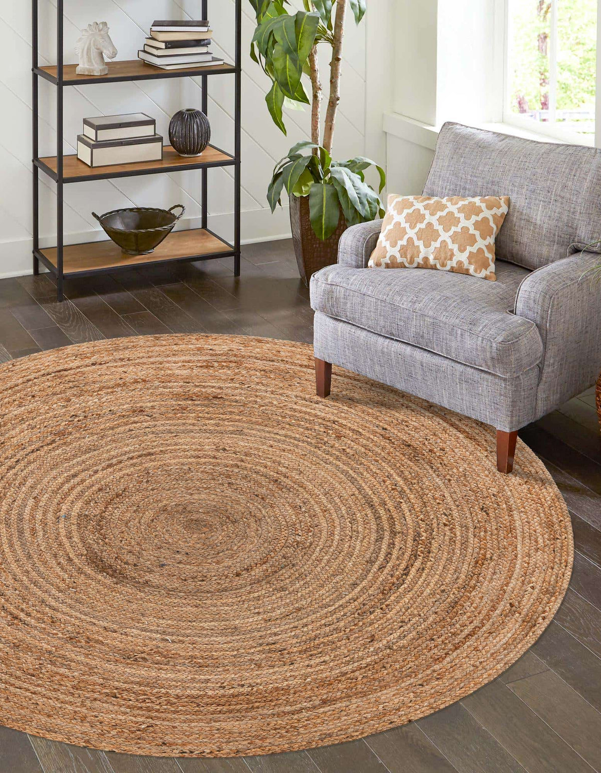 Rund Teppich Braided Jute in Natürlich von Hadorn™ - Lifestyle Image