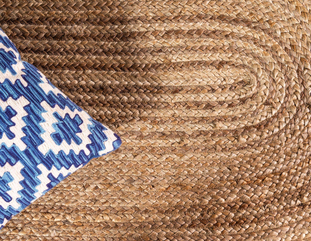 Rund Teppich Braided Jute in Natürlich von Hadorn™ - Lifestyle Image