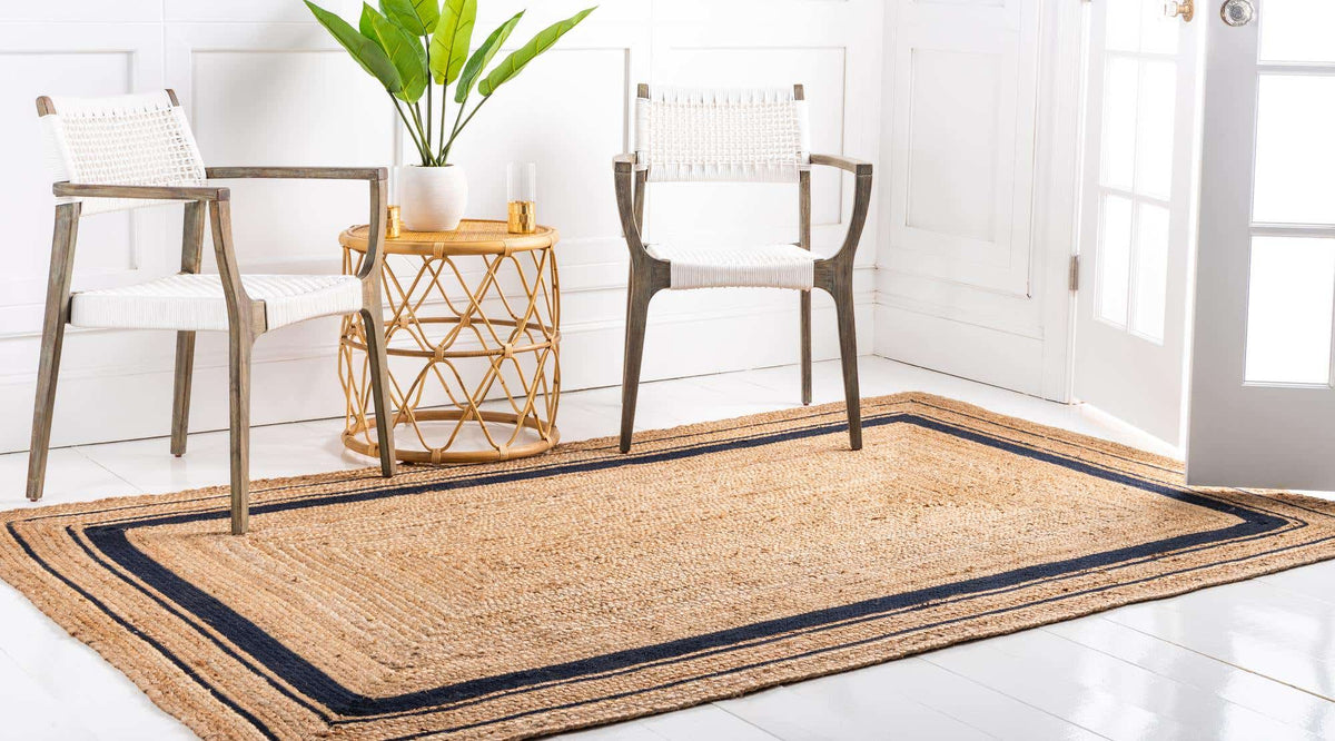 Rechteck Teppich Braided Jute in Natürlich von Hadorn™ - Lifestyle Image