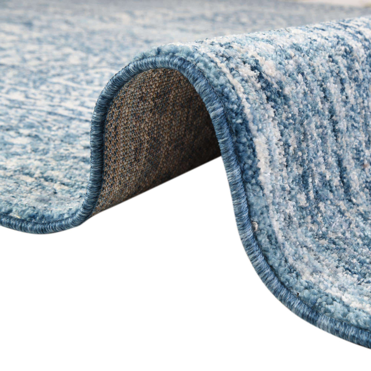 Rechteck Teppich Brooklyn in Blau von Hadorn™ - Lifestyle Image