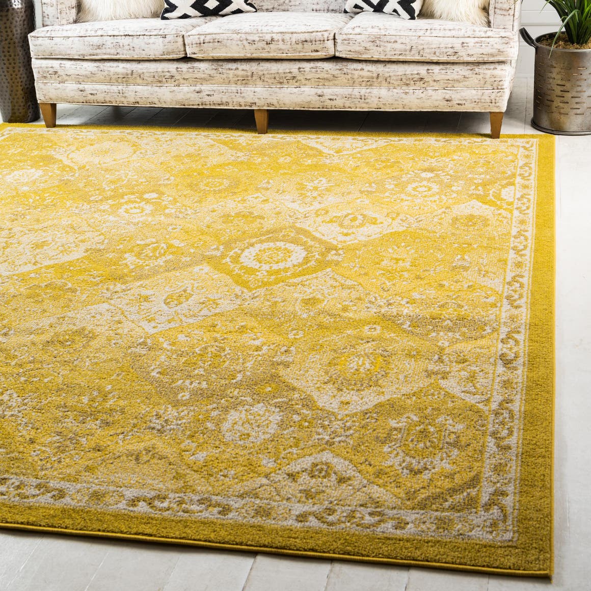 Quadratisch Teppich Carrington in Gelb von Hadorn™ - Lifestyle Image