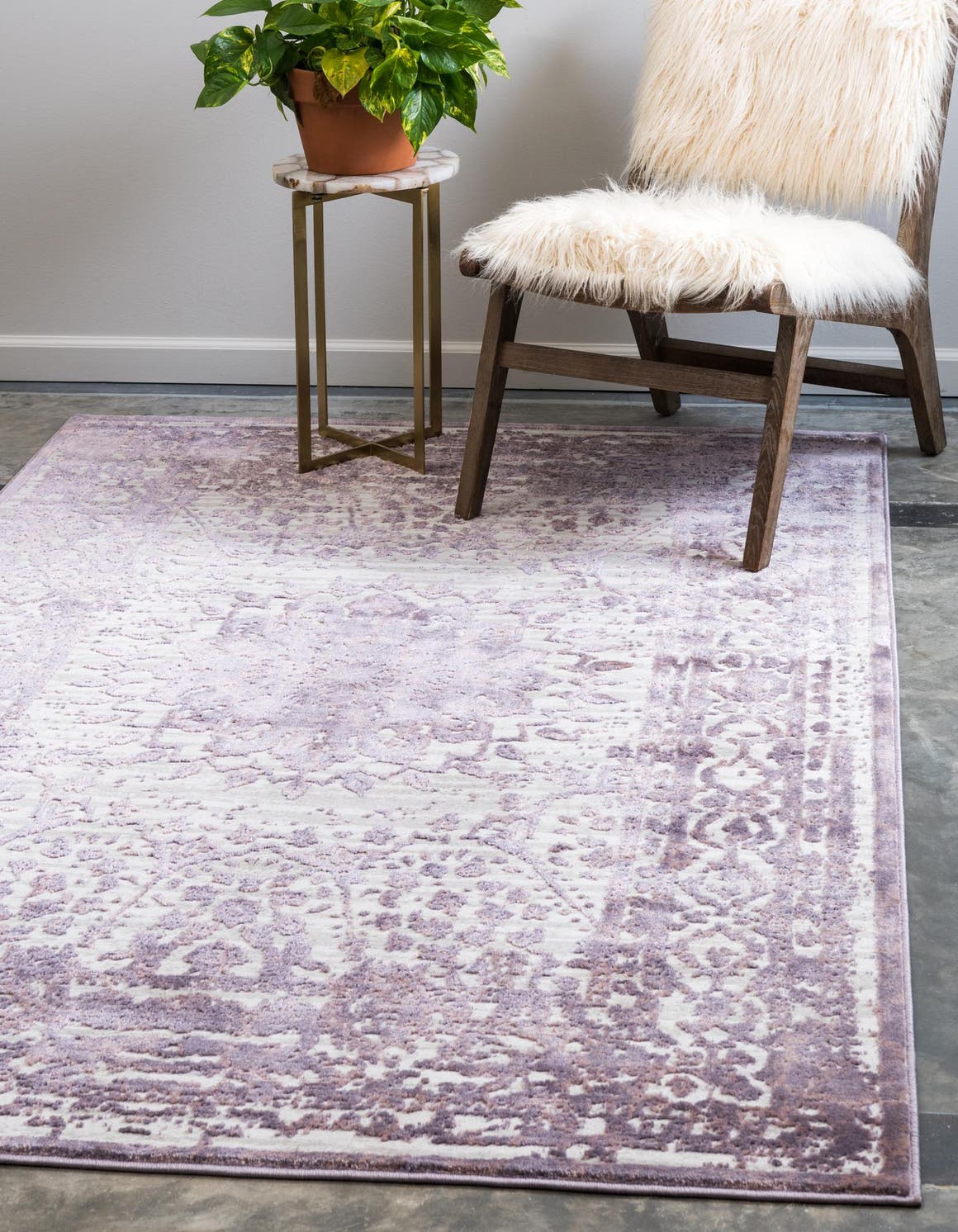 Rechteck Teppich Chesterfield in Violett von Hadorn™ - Lifestyle Image