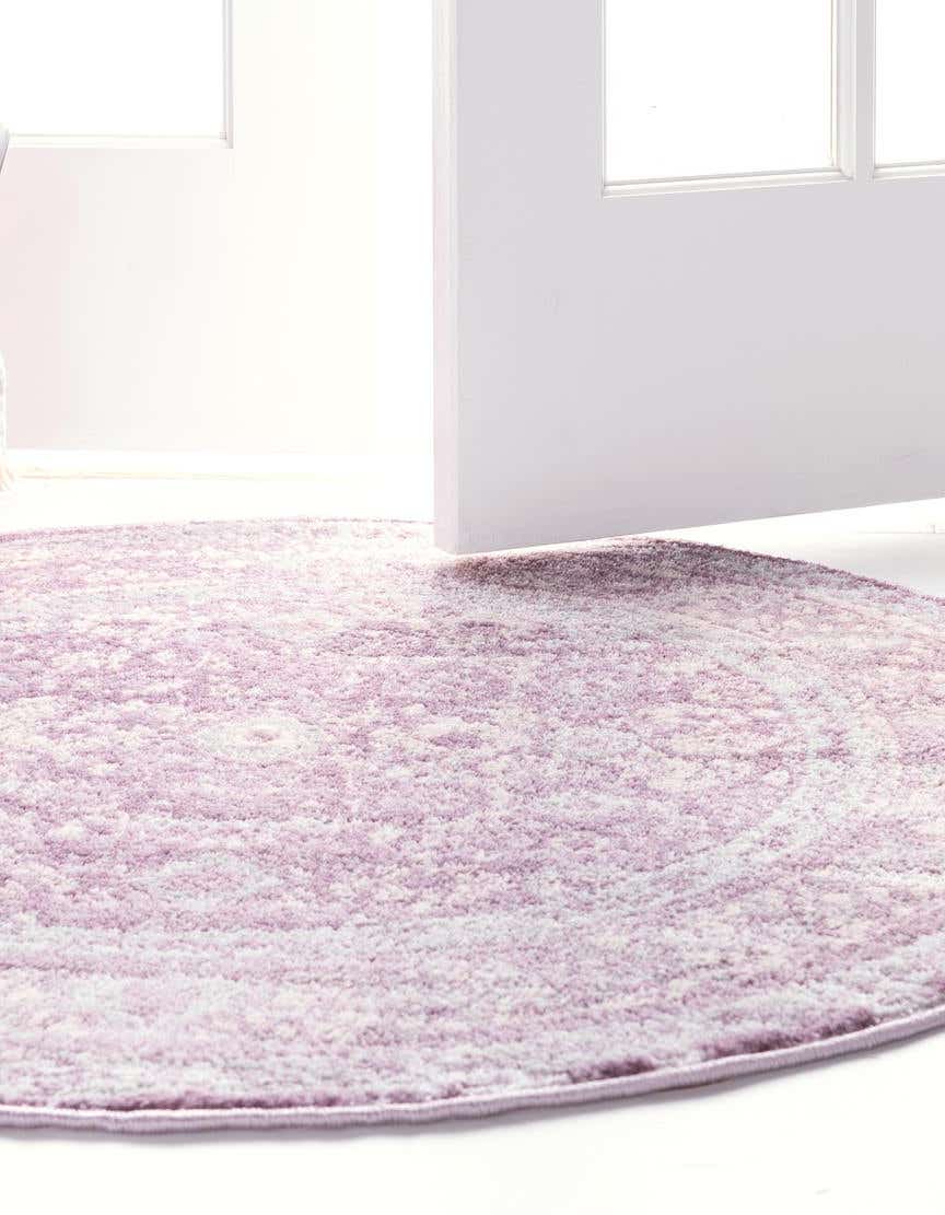 Rund Teppich Legacy in Violett von Hadorn™ - Lifestyle Image