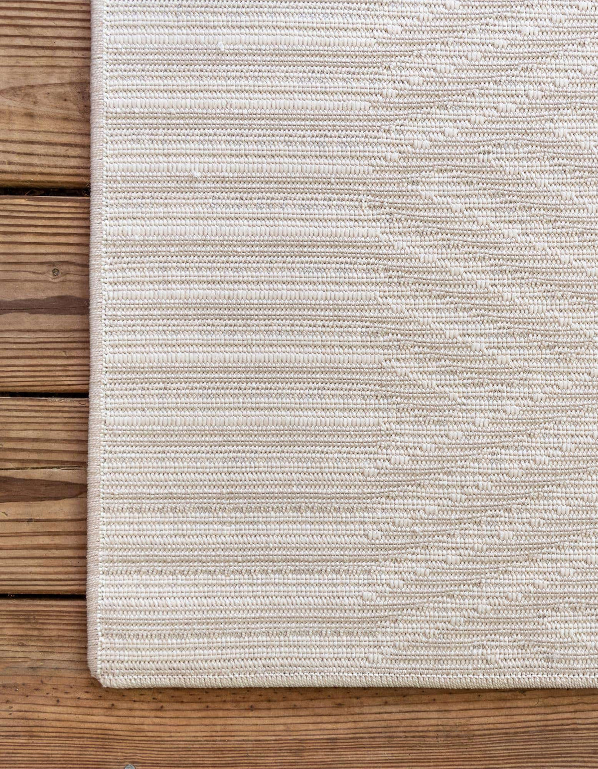 Rechteck Outdoor Teppich Sabrina Soto Outdoor in Beige von Hadorn™ - Lifestyle Image