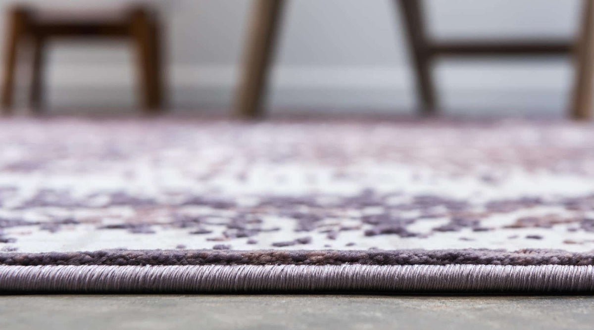 Rund Teppich Chesterfield in Violett von Hadorn™ - Lifestyle Image