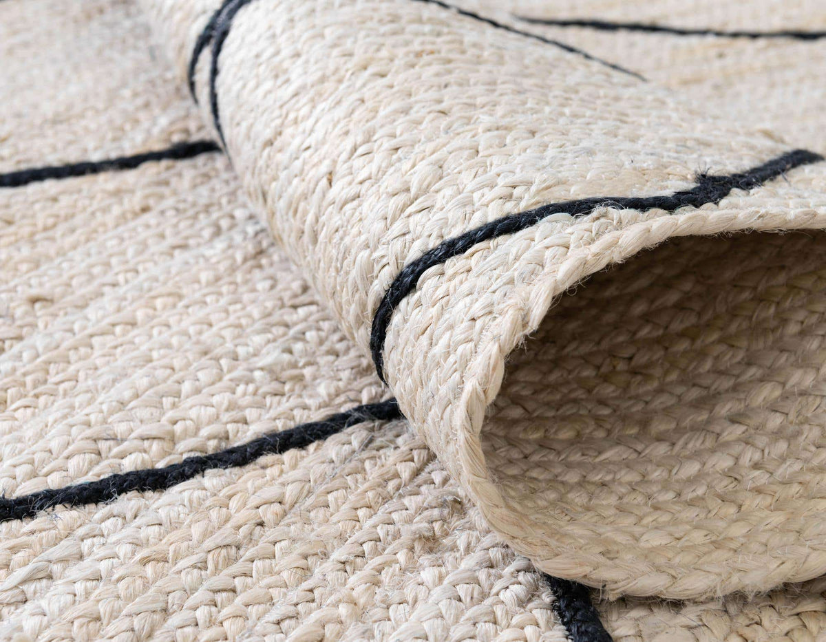 Rechteck Teppich Braided Jute in Elfenbein und Schwarz von Hadorn™ - Lifestyle Image