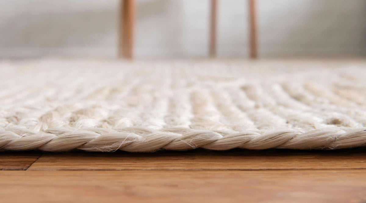 Rechteck Teppich Braided Jute in Beige von Hadorn™ - Lifestyle Image