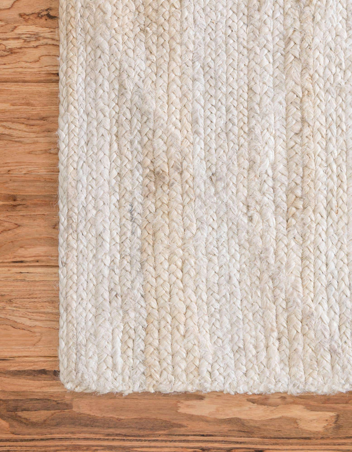 Rechteck Teppich Braided Jute in Beige von Hadorn™ - Lifestyle Image