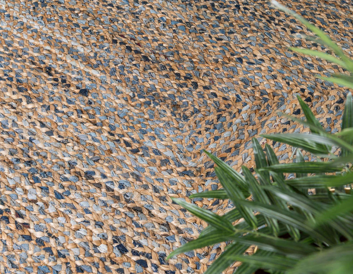 Rechteck Teppich Braided Chindi in Natürlich von Hadorn™ - Lifestyle Image