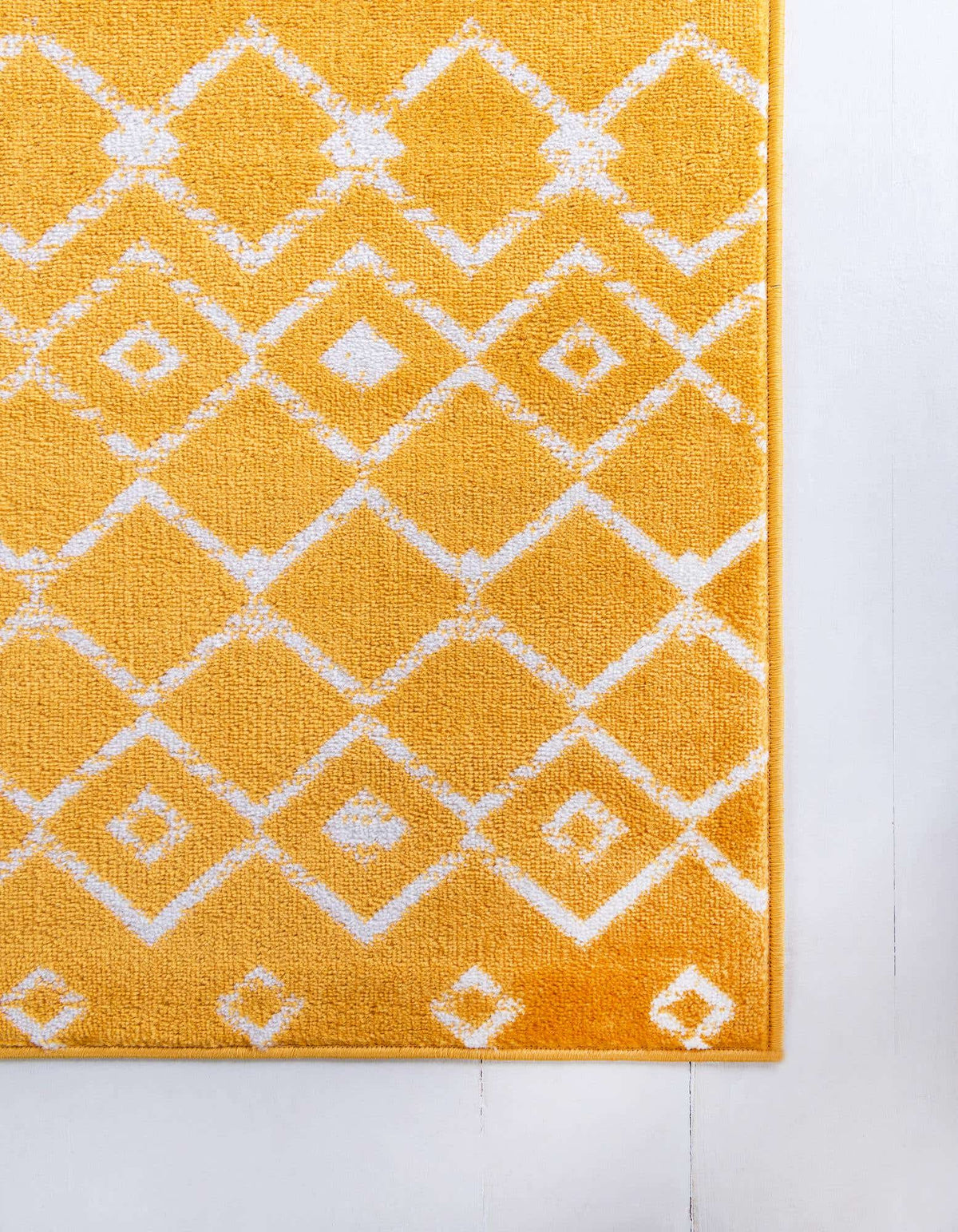 Quadratisch Teppich Kasbah Trellis in Gelb von Hadorn™ - Lifestyle Image