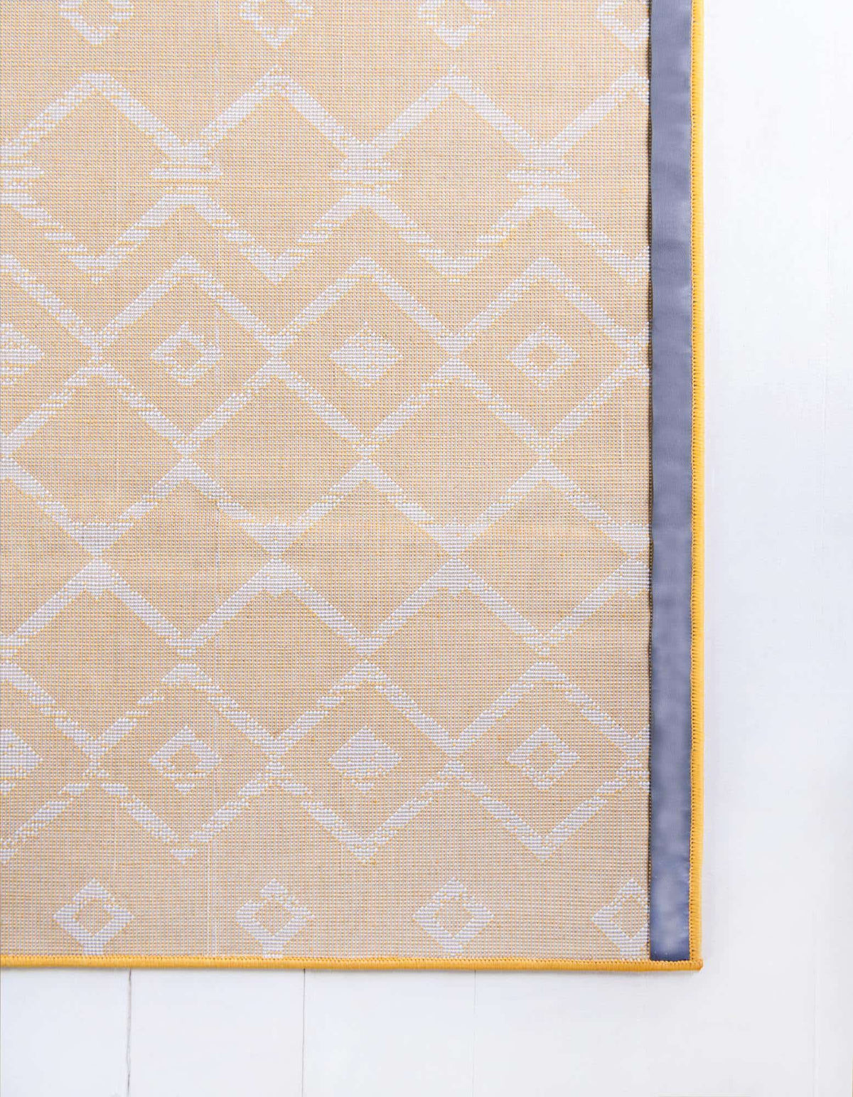 Quadratisch Teppich Kasbah Trellis in Gelb von Hadorn™ - Lifestyle Image