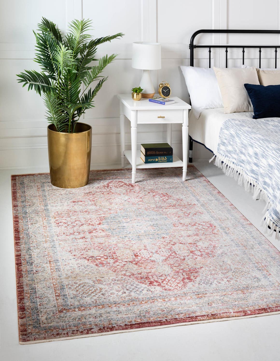 Rechteck Teppich Noble in Rot von Hadorn™ - Lifestyle Image