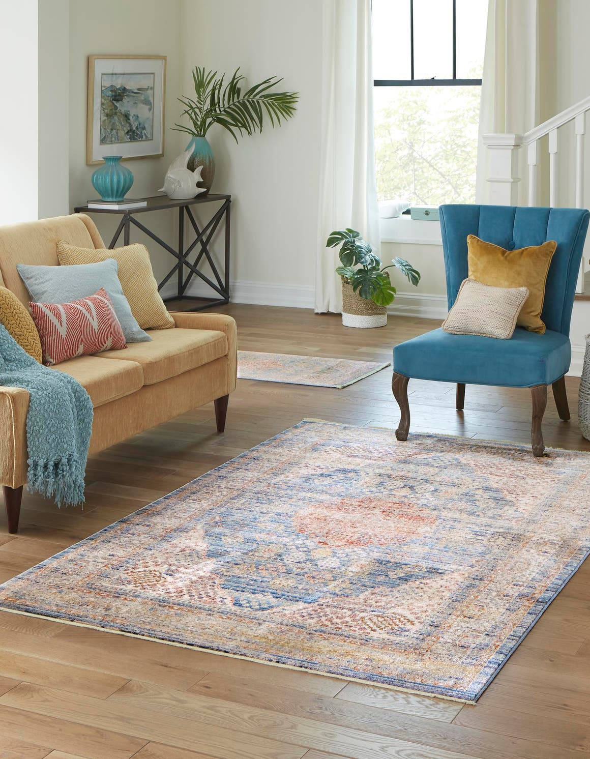 Rechteck Teppich Noble in Blau von Hadorn™ - Lifestyle Image