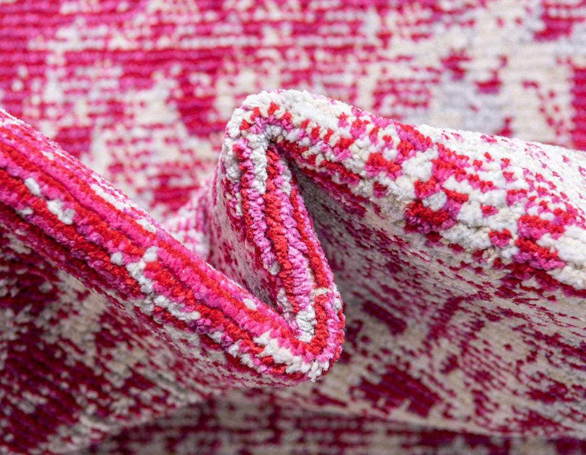Rechteck Teppich Amulet in Rosa von Hadorn™ - Lifestyle Image