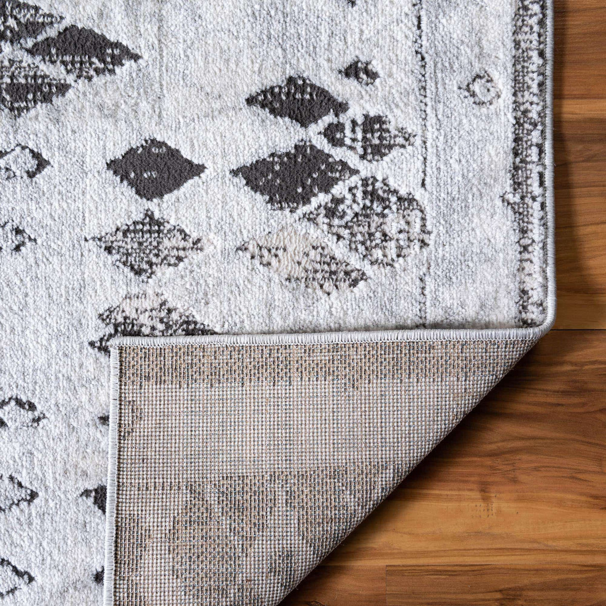 Rechteck Teppich Leipzig in Grau von Hadorn™ - Lifestyle Image