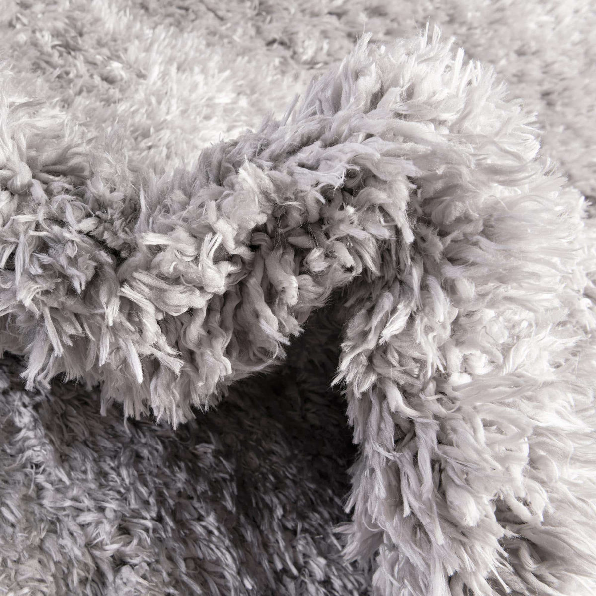 Läufer Hochflorteppich Infinity Shag in Grau von Hadorn™ - Lifestyle Image