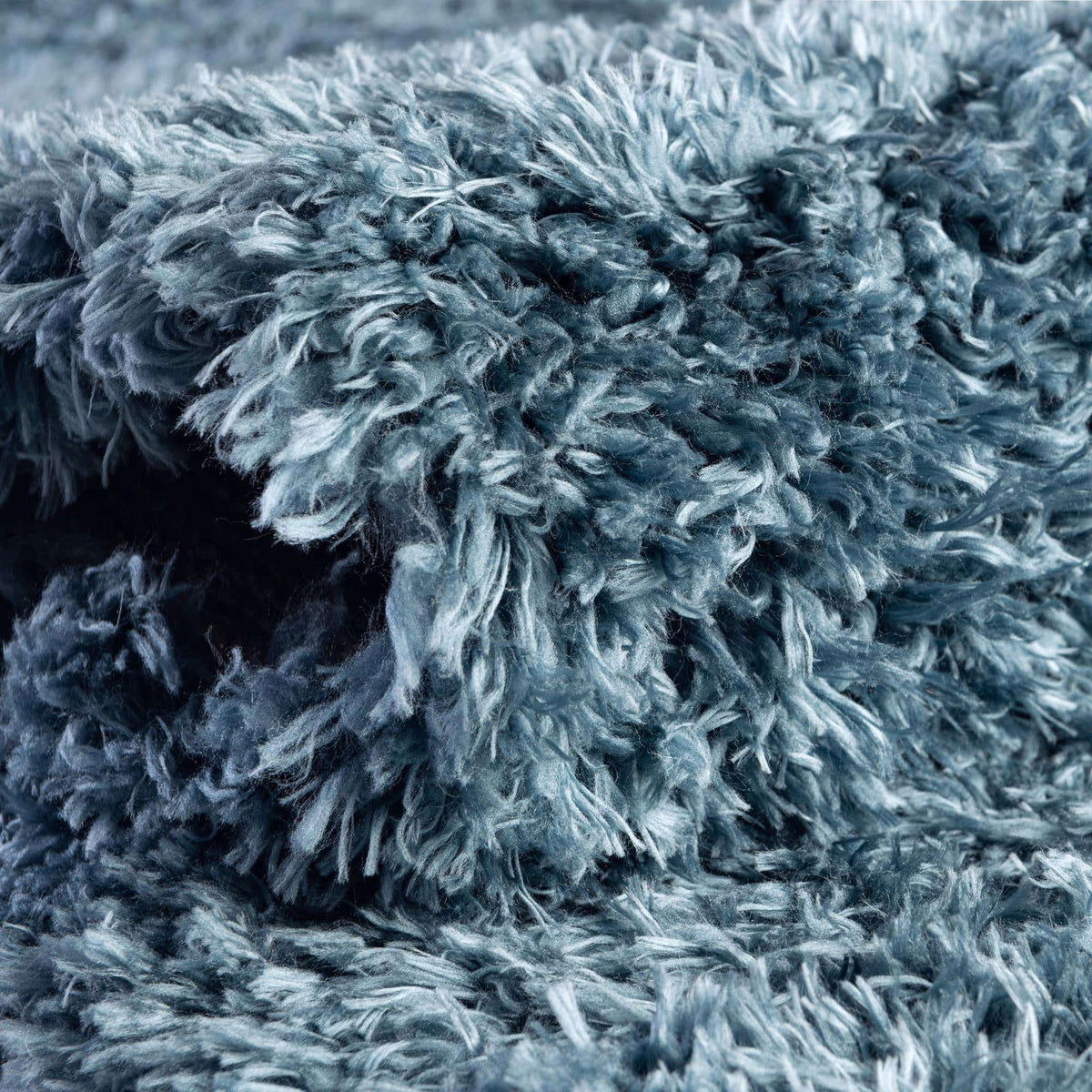 Quadratisch Hochflorteppich Infinity Shag in Aegean Blau von Hadorn™ - Lifestyle Image