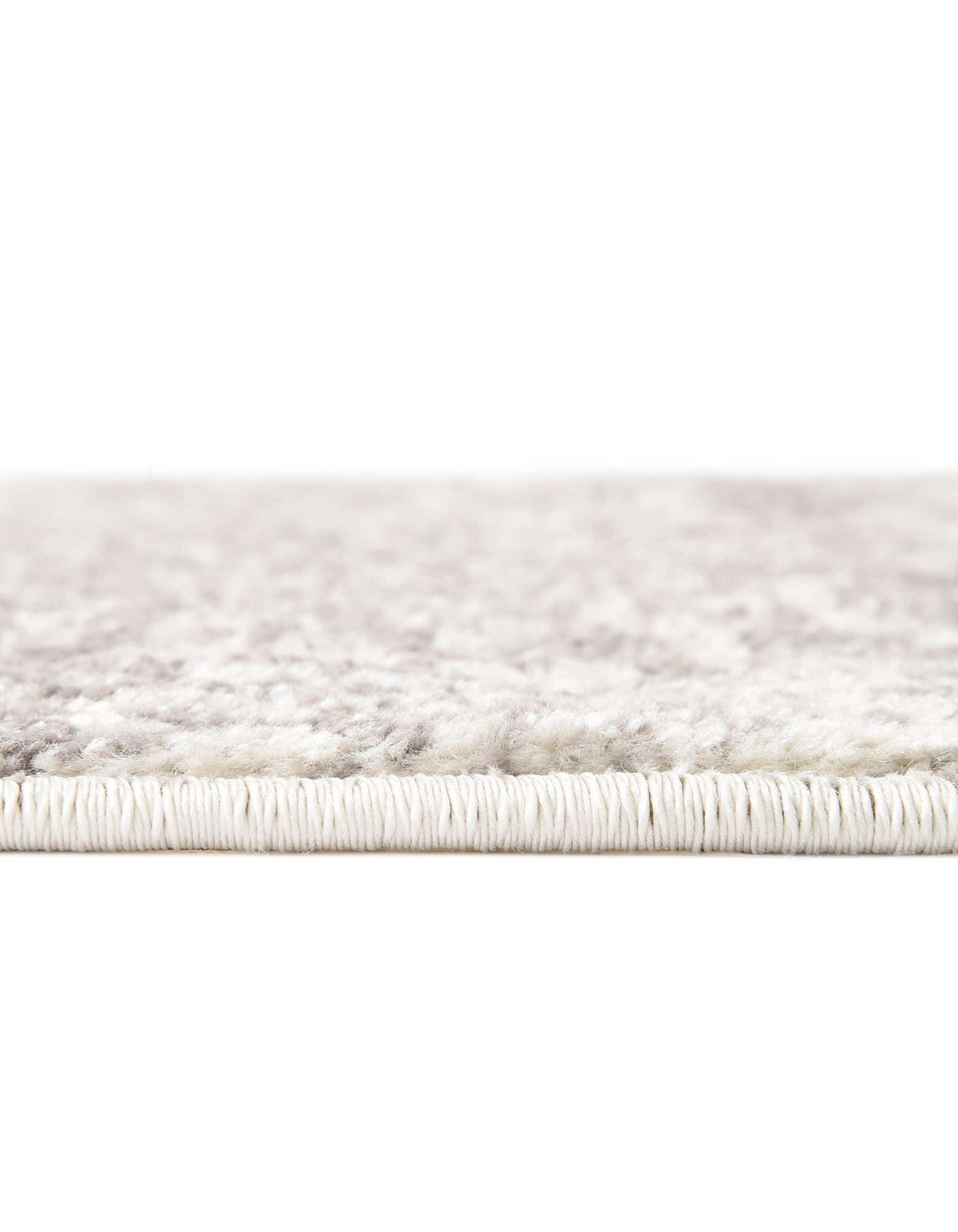 Oval Teppich Arlington in Weiss von Hadorn™ - Lifestyle Image