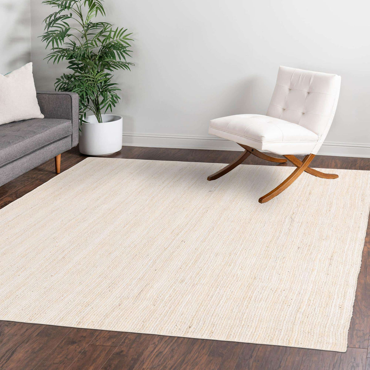 Quadratisch Teppich Braided Jute in Weiss von Hadorn™ - Lifestyle Image