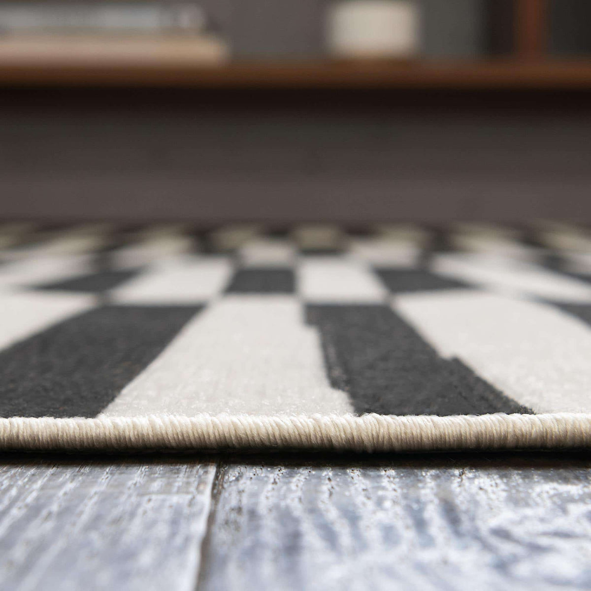 Oval Teppich Tribeca in Schwarz von Hadorn™ - Lifestyle Image