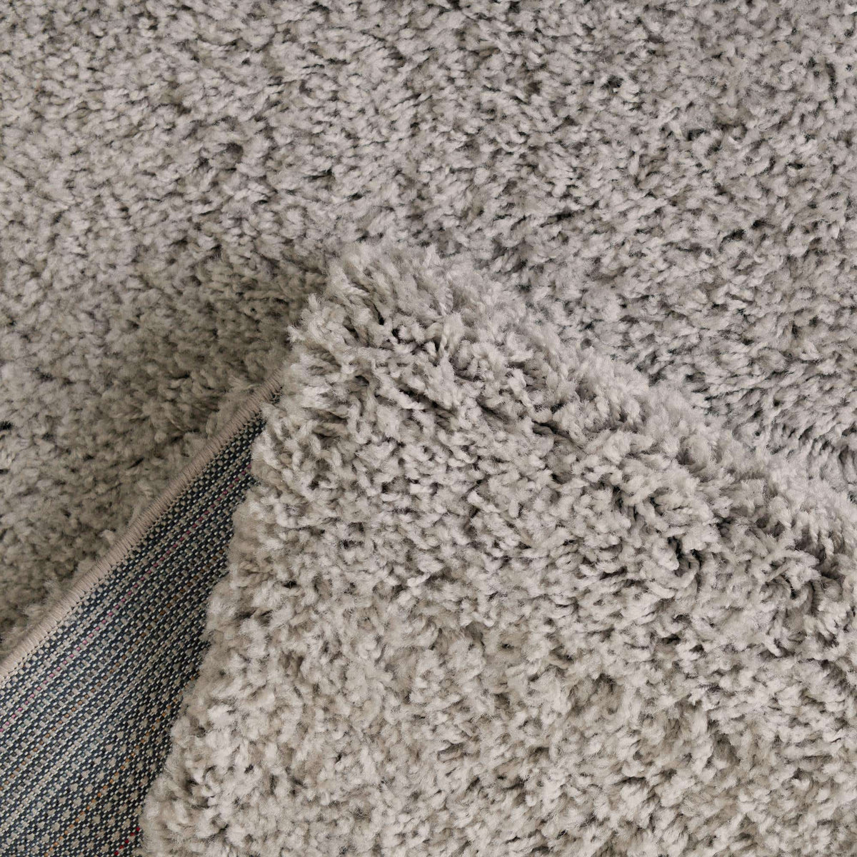 Rund Hochflorteppich Everyday Shag in Hellgrau von Hadorn™ - Lifestyle Image
