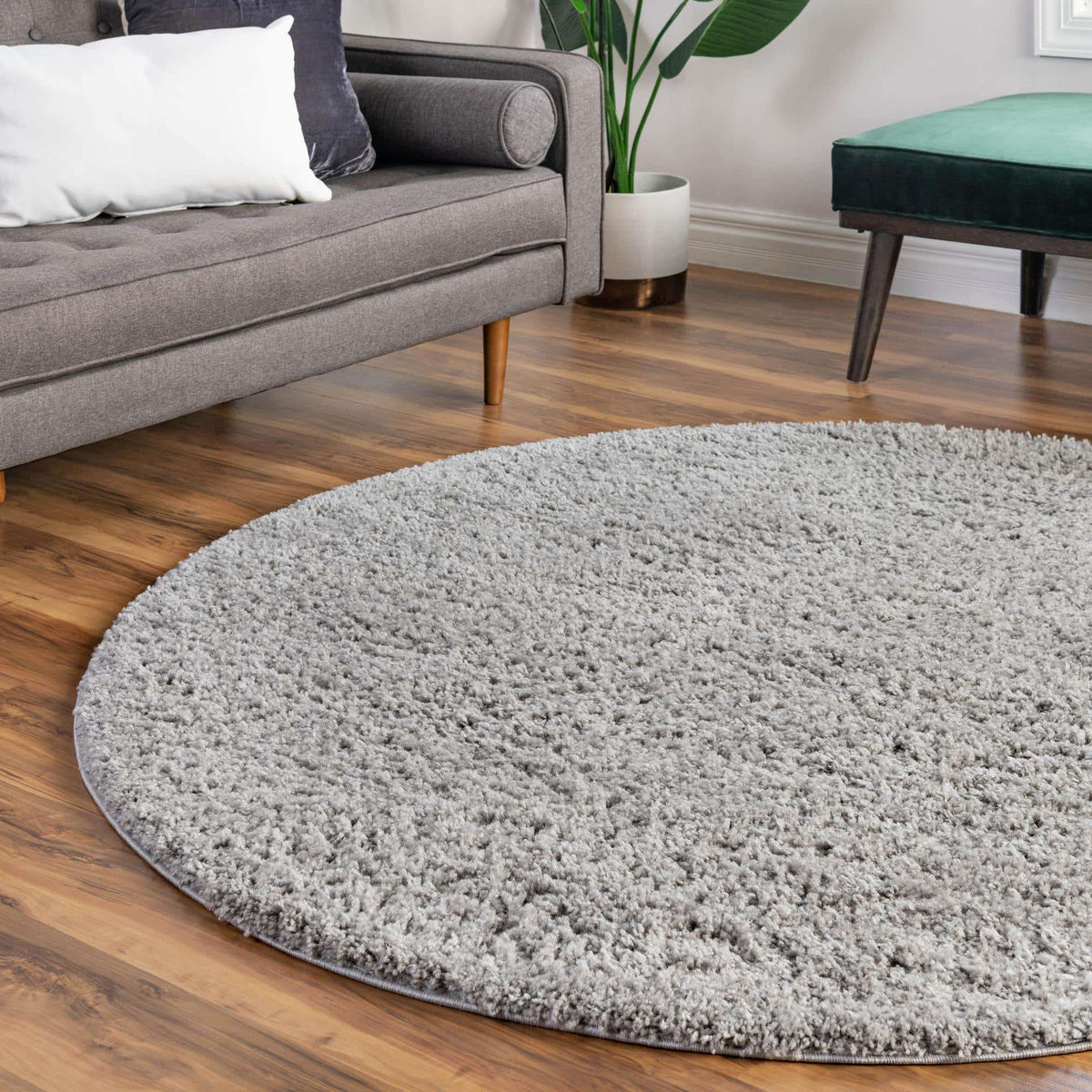 Rund Hochflorteppich Everyday Shag in Hellgrau von Hadorn™ - Lifestyle Image