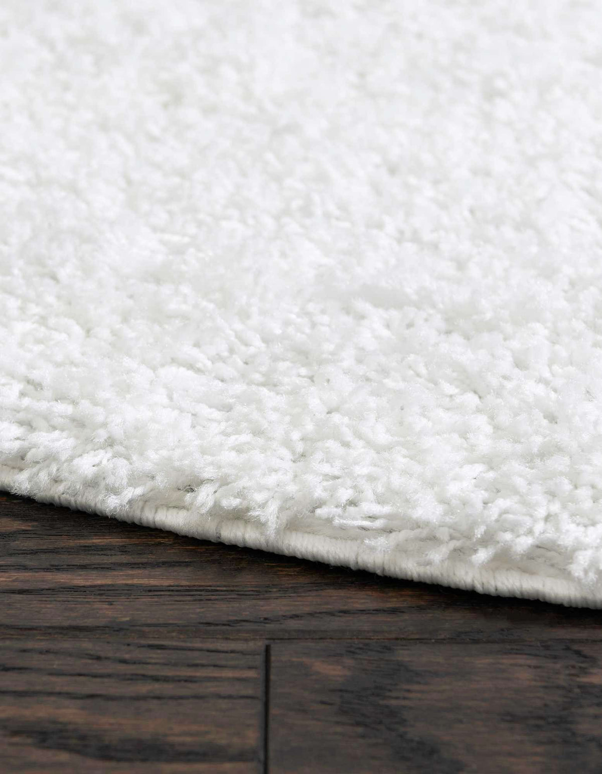 Rund Hochflorteppich Everyday Shag in Schneewittchen von Hadorn™ - Lifestyle Image