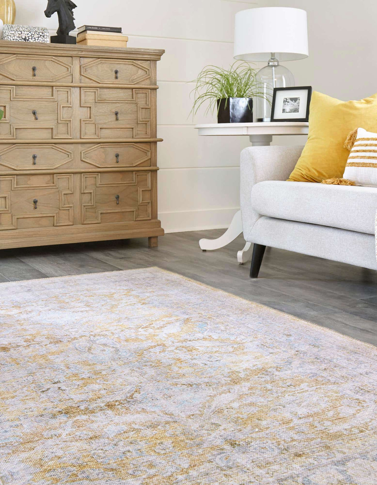 Rechteck Teppich Timeless in Gelb von Hadorn™ - Lifestyle Image