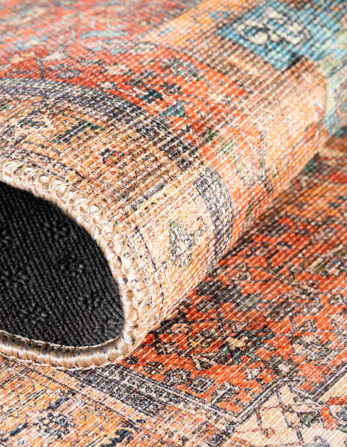 Rechteck Teppich Timeless in Rostrot von Hadorn™ - Lifestyle Image