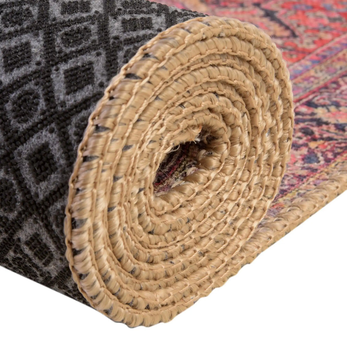 Quadratisch Teppich Timeless in Rot von Hadorn™ - Lifestyle Image