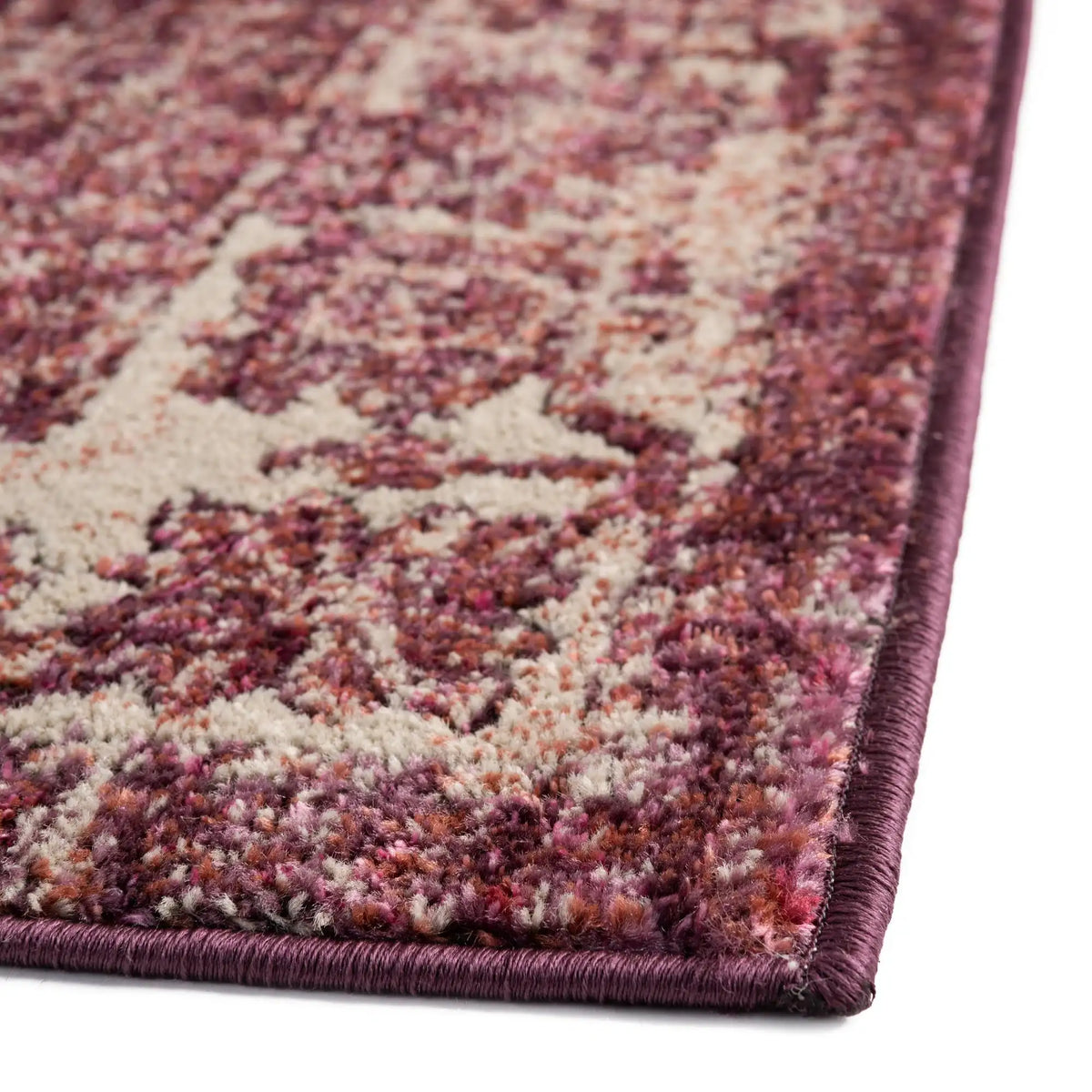 Quadratisch Teppich Isabella in Lila von Hadorn™ - Lifestyle Image