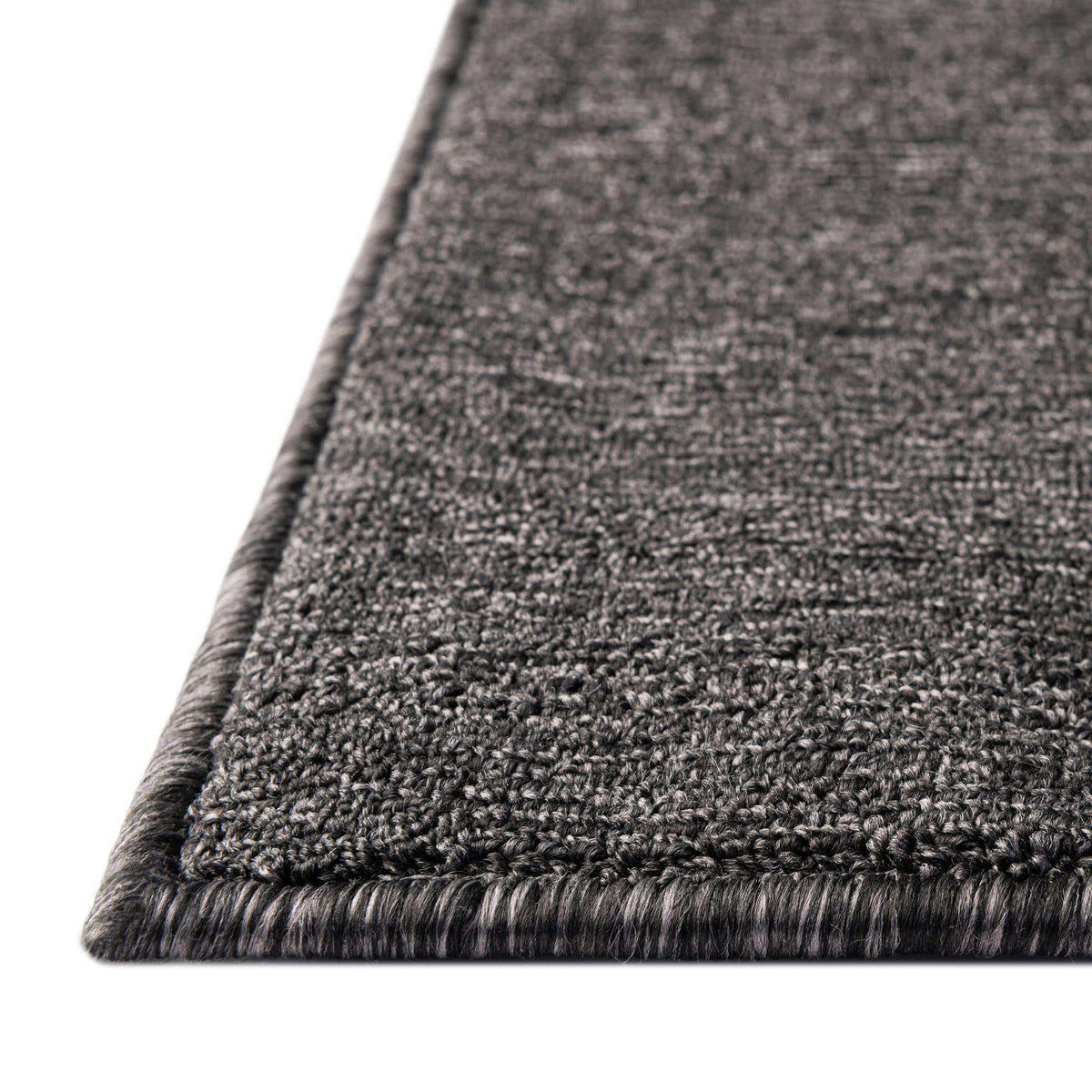Quadratisch Teppich Everyday Solid in Holzkohle von Hadorn™ - Lifestyle Image